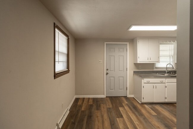 Photo - 1403 Lowe St Unit 1403 Lowe St B