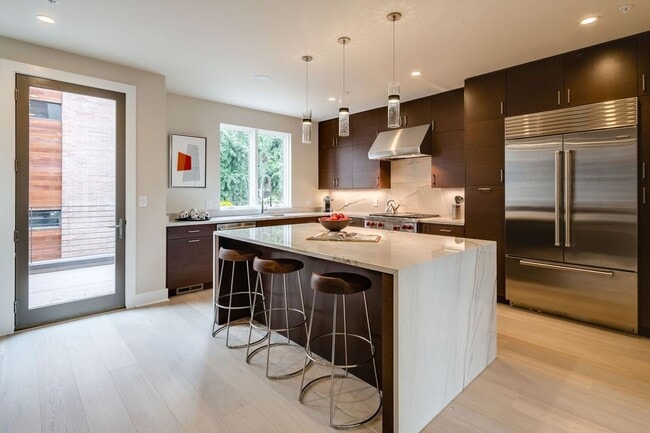 Photo - Old City Townhome with Parking