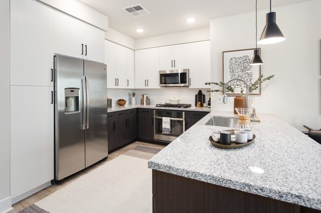 Building Photo - Broadstone Portland Rental
