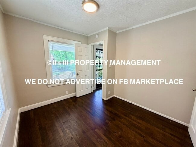 Photo - 3032 Elmwood Ave