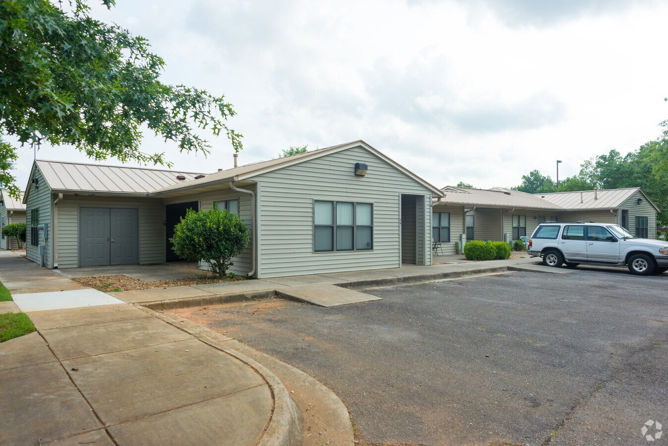 Phoenix House Apartments - Phoenix House Apartments