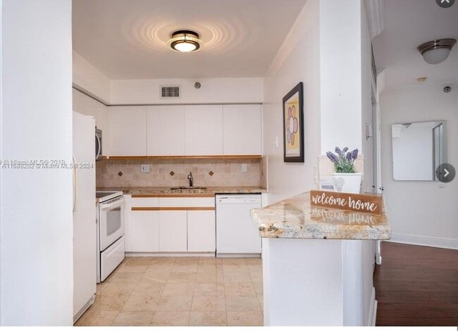 Photo - 3400 NE 192nd St Unit #1611