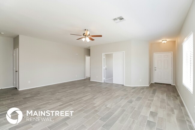 Photo - 16236 W Adams St