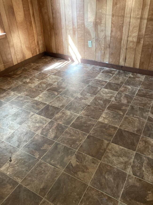 Photo - 2 Bedroom 1 Bathroom