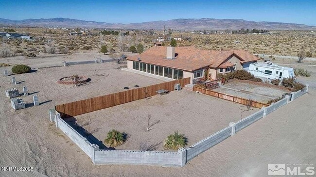 Photo - 3165 Green Ave