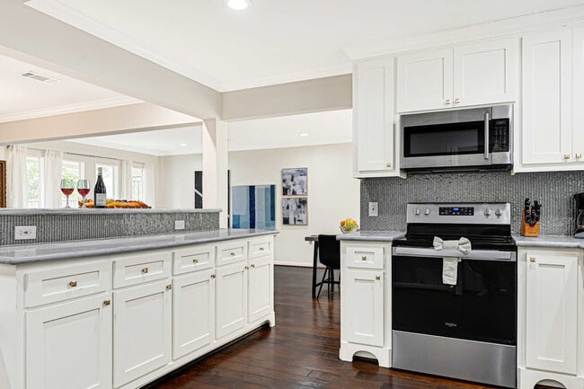 Photo - 5534 Loch Lomond Dr Unit SI ID1514796P