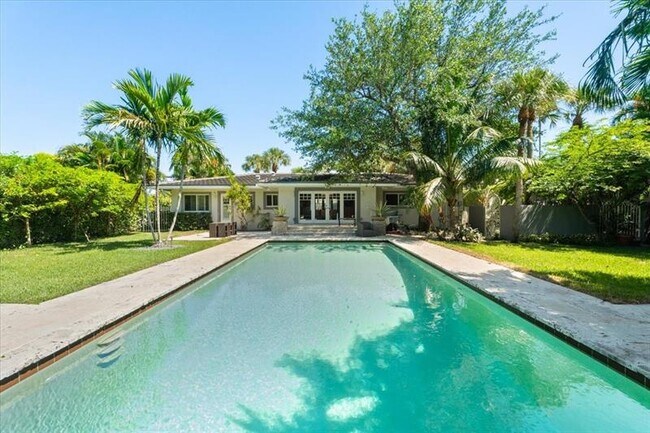 Photo - 1635 Seabreeze Blvd