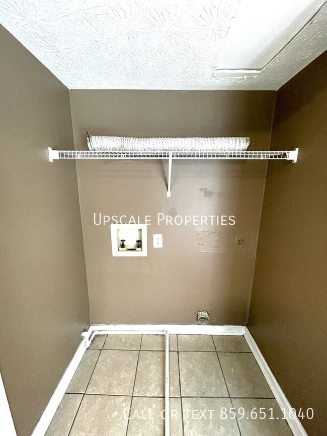 Photo - 217 Donalynn Dr