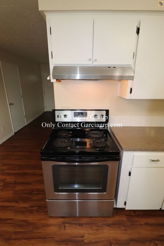 Photo - 22923 SW Pine St Unit s 1-4