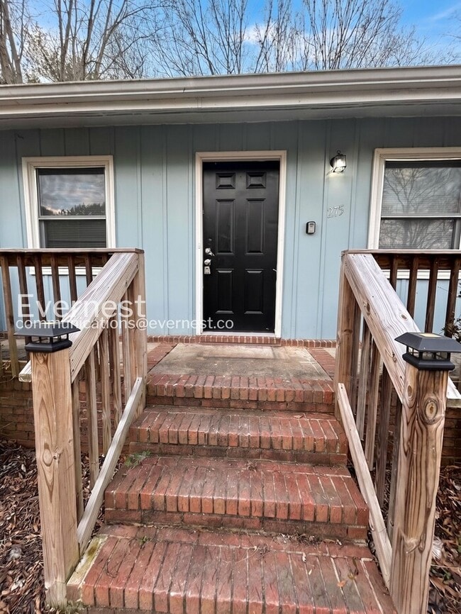 Photo - 275 Efird St