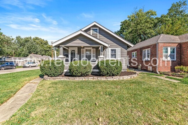 Photo - 1602 E 46th St