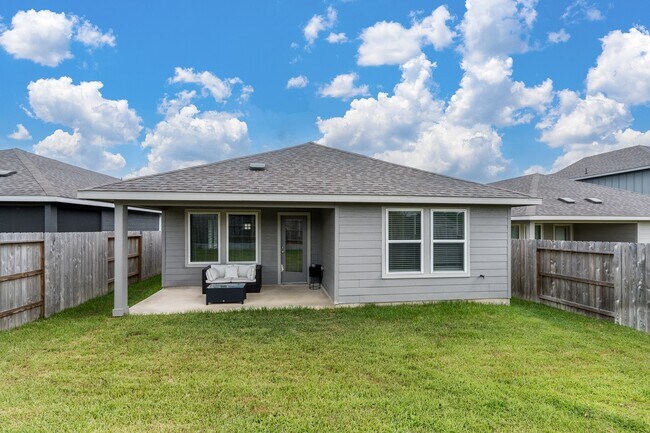219 Charles Rdg Dr