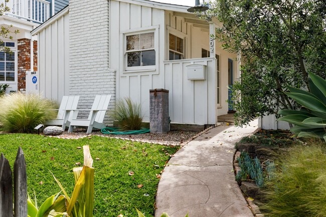 Photo - 502 Poinsettia Ave Unidad 502 Poinsettia A