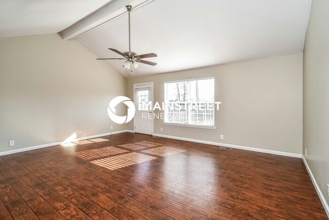 3 Bedroom Pet-Friendly Home in Louisville, KY with Main Street Renewal