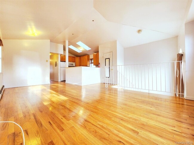 Photo - 1516 Jarvis Ave Unidad 2nd Floor