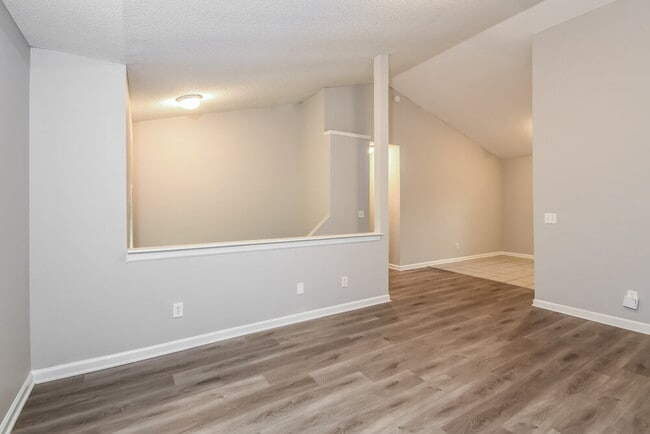 Photo - 24 Alisha Cir NW