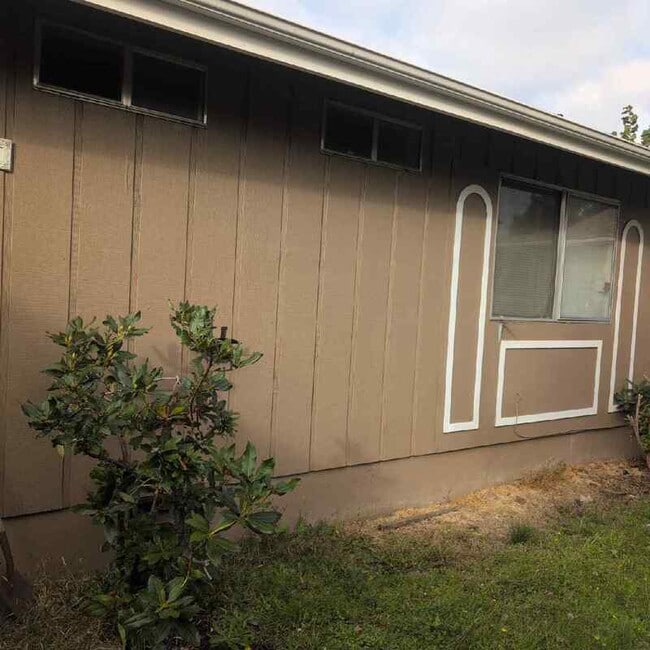 Photo - 231 Hawthorne St