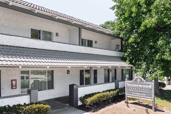 Building Photo - Stonewood Apartments - NO AVAILABILITY