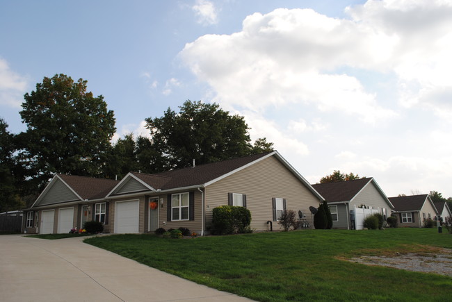Photo - Meadow Wood Apartments