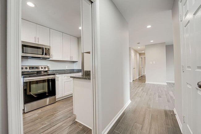 Photo - 2815 Lee Oaks Ct