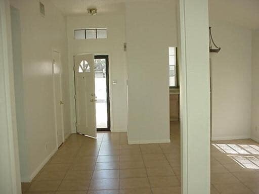 Photo - Rent
