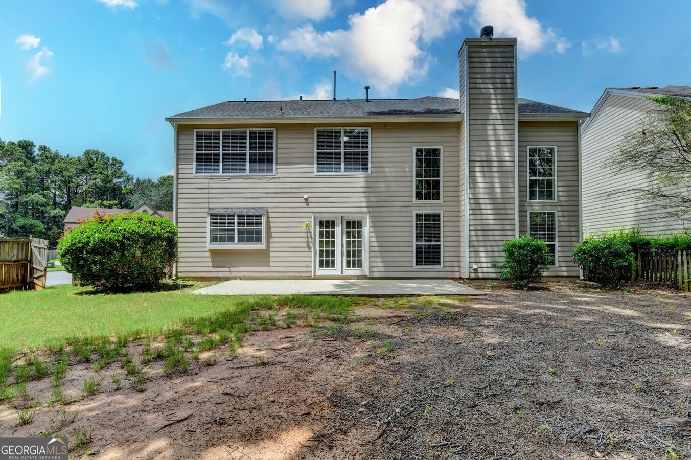 Photo - 340 Waddington Trail