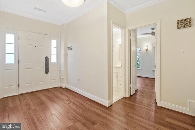 Photo - 14 S Manchester St