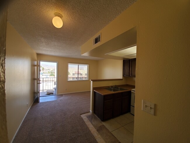 Building Photo - 125 Lee Ave Unit A Rental