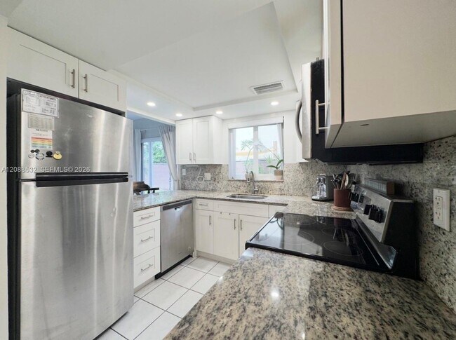 Photo - 1630 NE 151st St Unit 1630