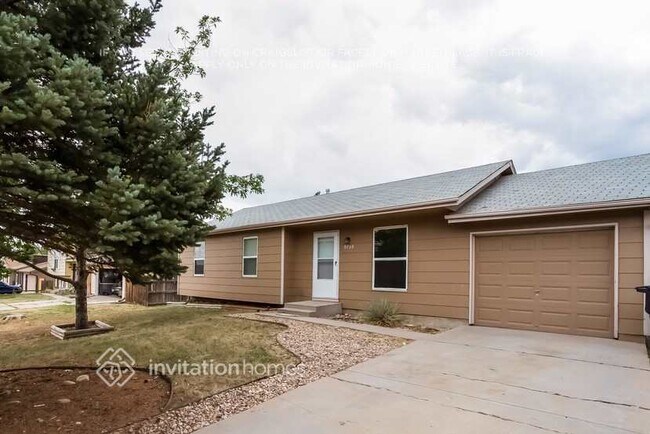 Building Photo - 9739 Steele St