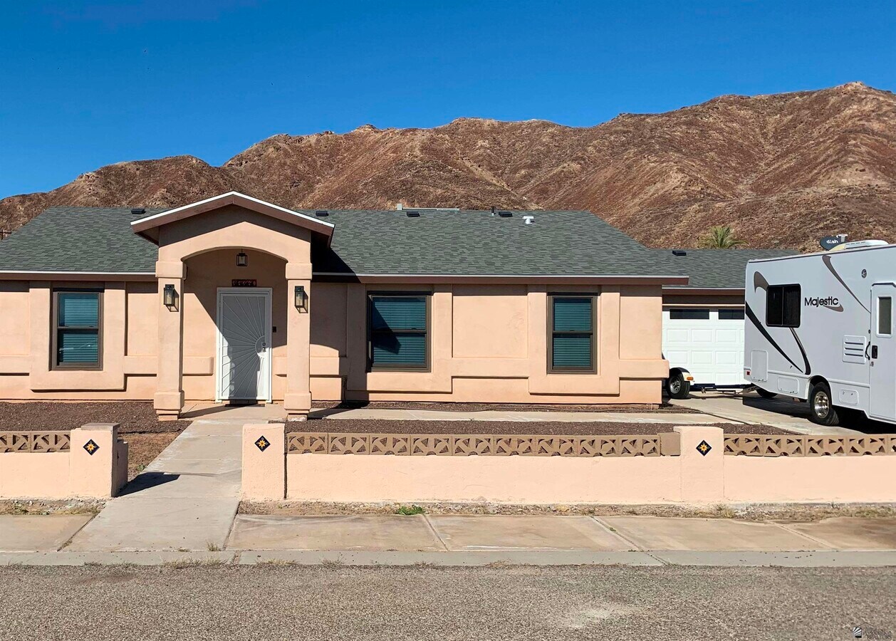 Photo - 36360 Margaret St