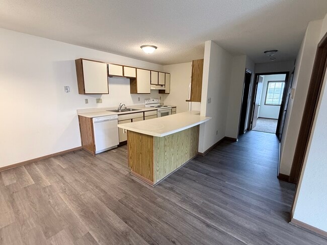 Photo - Villa DeNevue Apartments