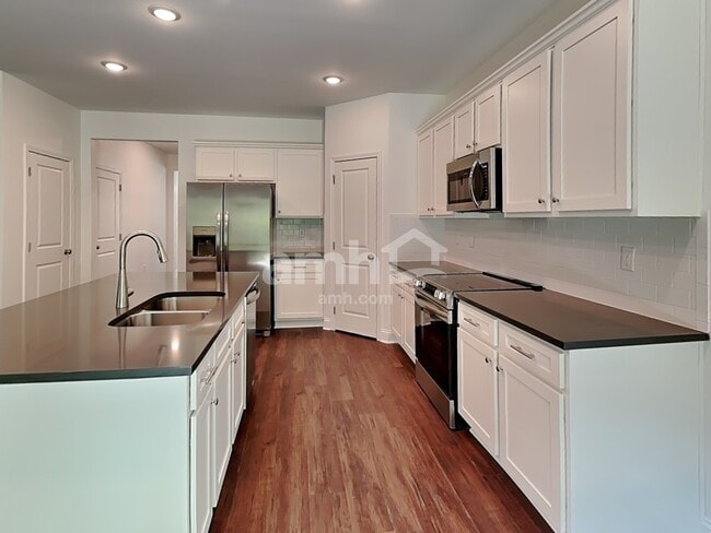 Photo - 108 Spruce Cir