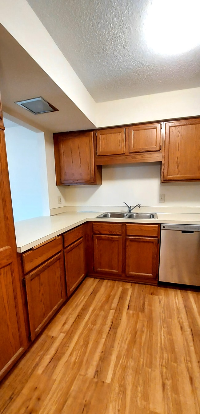 Photo - 9477 Ranchview Ln N