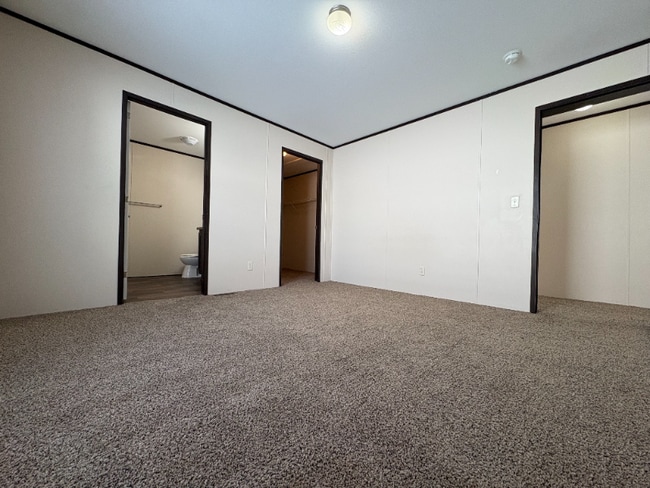 Photo - 39 Maynard Cir