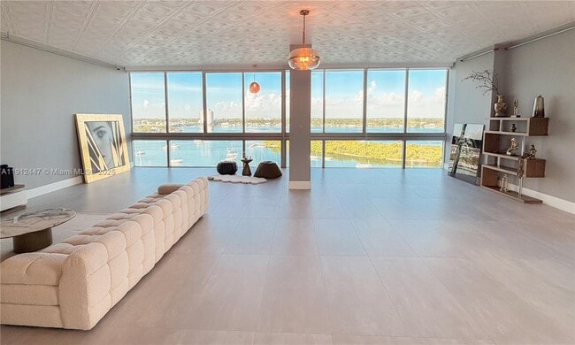 Building Photo - 7934 West Dr Unit 11O5