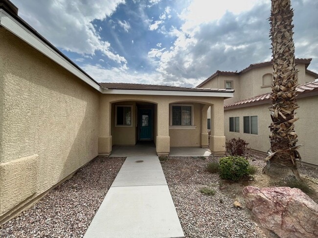 Photo - One story single lovely house with a beautiful desert view