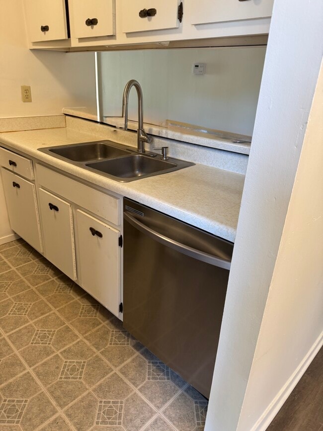 Photo - 2800 Clarke Rd Unit 2800
