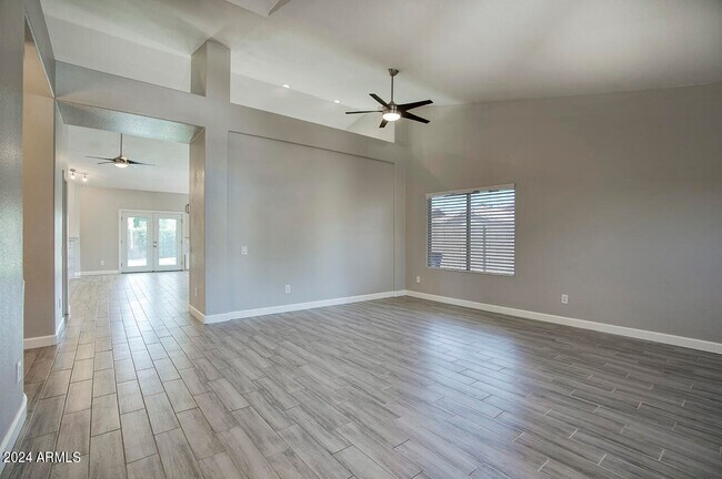 Photo - 762 N Boulder St