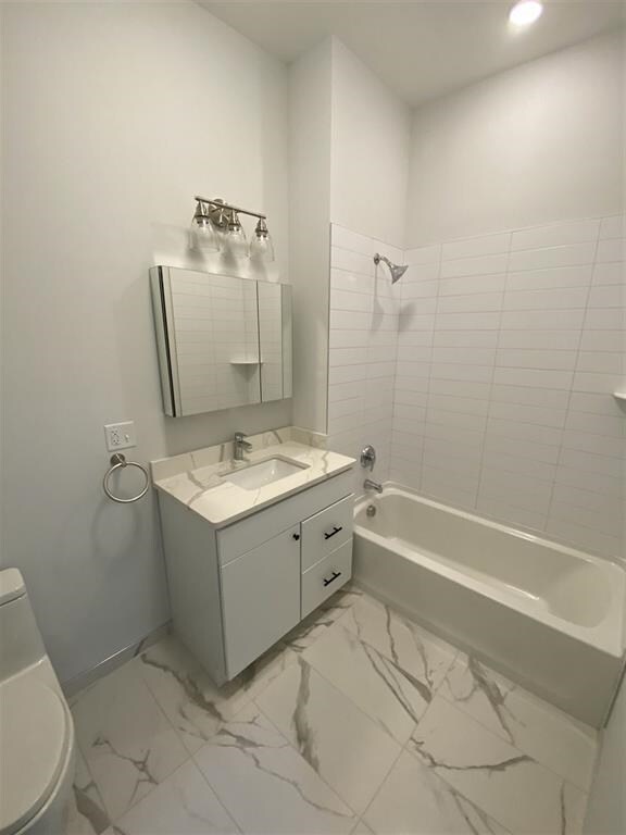 Photo - 275 Broadway Unit 202