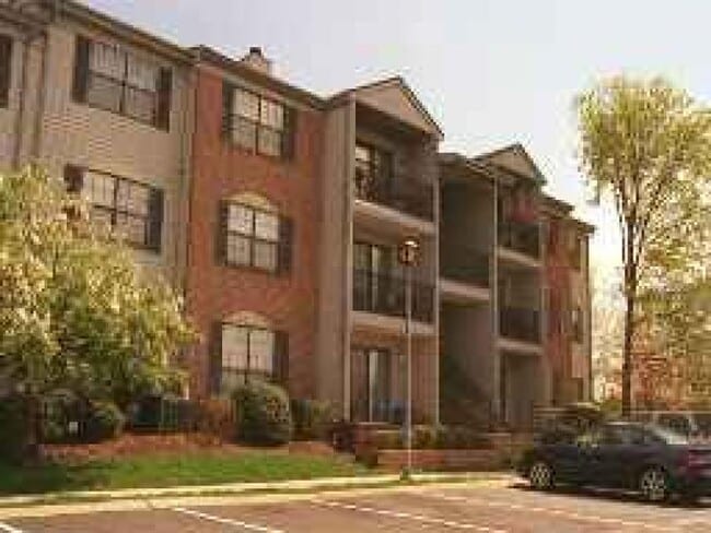 Photo - 17 Fisher Dr Unit 17 Fisher Drive