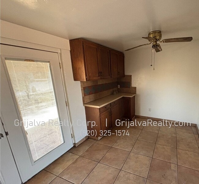 Photo - Northwest 3 Bed, 2 Bath House for Rent (Ru...