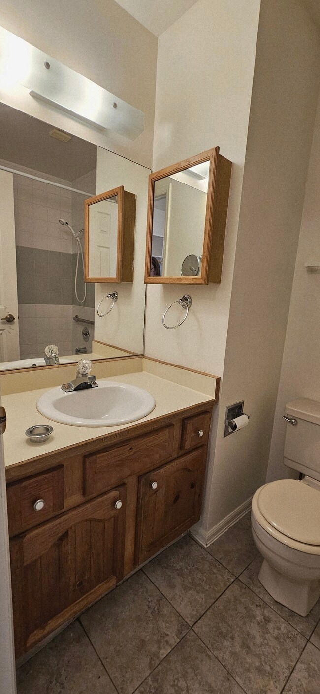 Photo - 1111 Horizon Dr Unit 111