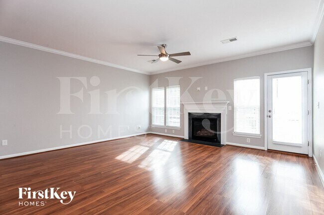 Photo - 15507 Troubadour Ln