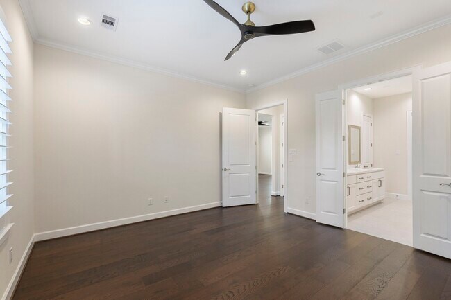 Photo - 106 Magnolia Grn St