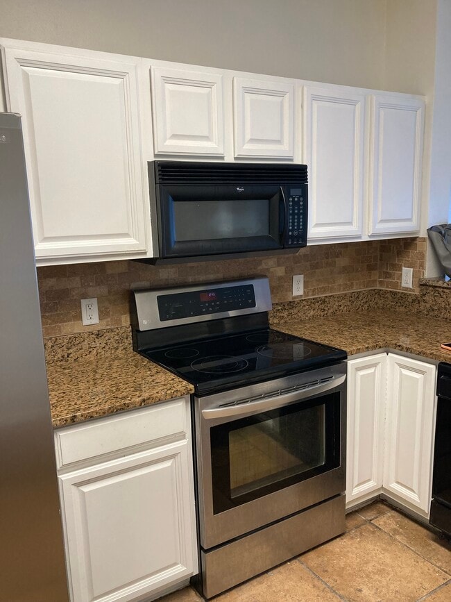 Photo - 421 Scrub Jay Dr