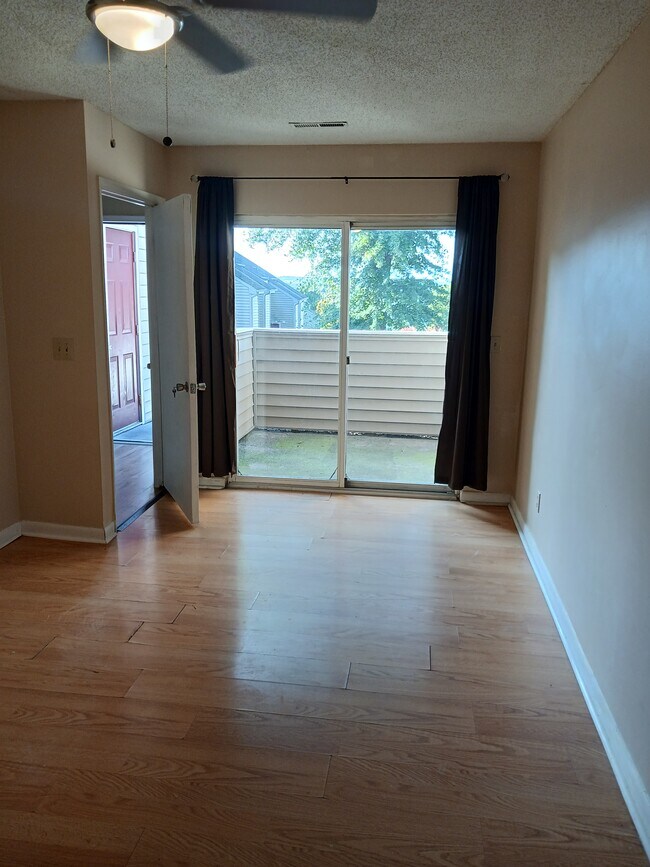 Photo - 1346 Bradley Dr