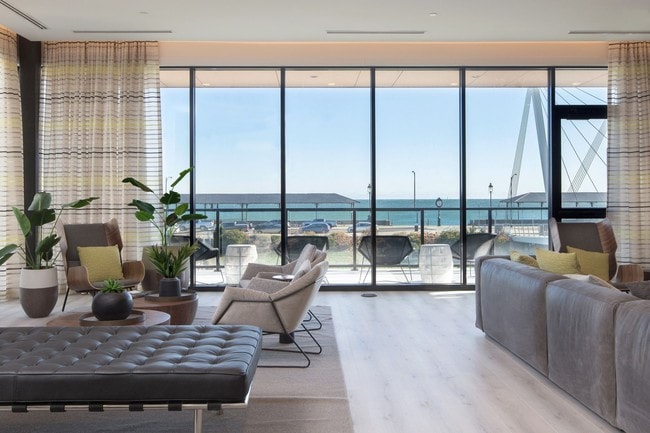 500 Ocean apartments — community photo
