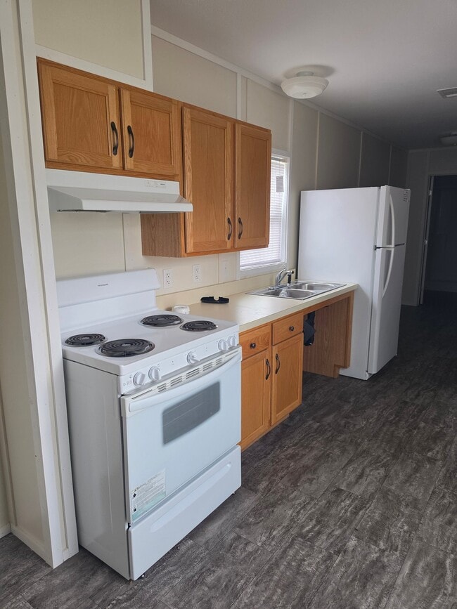 3927 Old Crystal Spgs Rd