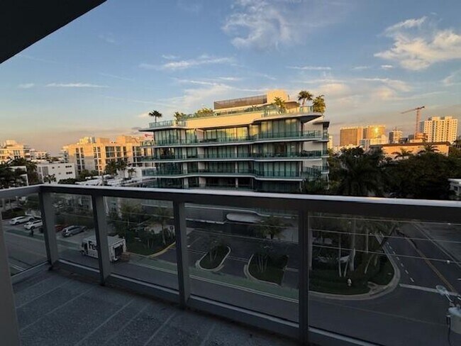 Photo - 9940 W Bay Harbor Dr Unit 9940 W Bay Harbor Drive  6C-S